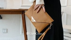 26 Types of Affordable Handbags in the Philippines with Prices 16 Envelope Bags The Price Range and Short Description of These Handbags in the Philippines