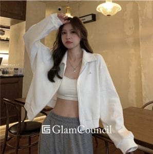 6 Types of Women's Hoodie Jackets in the Philippines That Will Keep You Cozy 1 The Price Range of Women's Hoodie Jackets in the Philippines How Much
